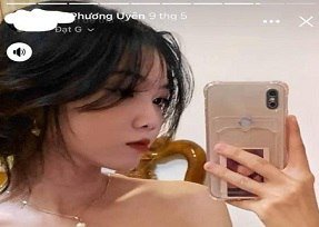 Ở nhà nghie, Phương Uyên đã có quan hệ tình dục với người yêu của mình